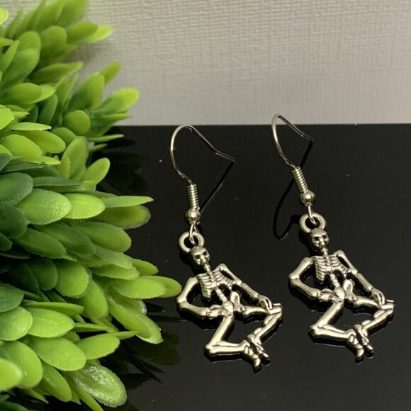 Skeleton Earring, Bones Earring, Halloween Earring, Punk Goth Earring, Gift Idea - Picture 3 of 5